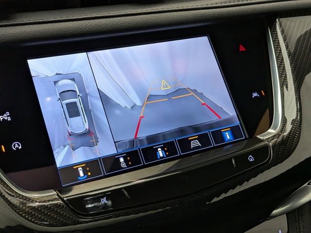 Certified 2024 Cadillac XT6 Sport w/ Technology Package image 16