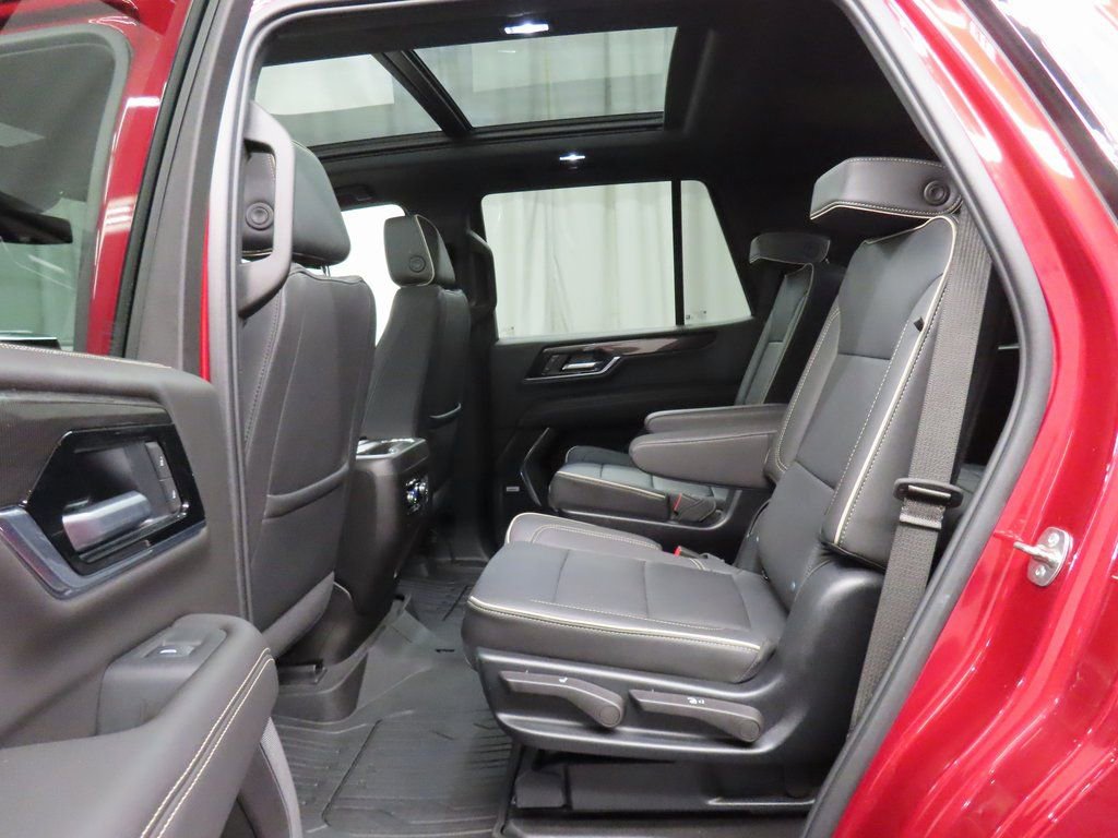 Used 2025 GMC Yukon Elevation w/ LPO, Floor Liner Package image 10
