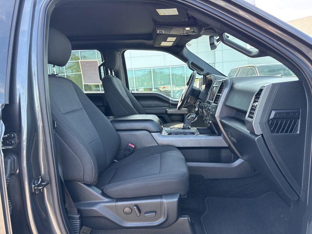 Used 2020 Ford F150 XLT w/ Equipment Group 302A Luxury AWD/4WD image 18