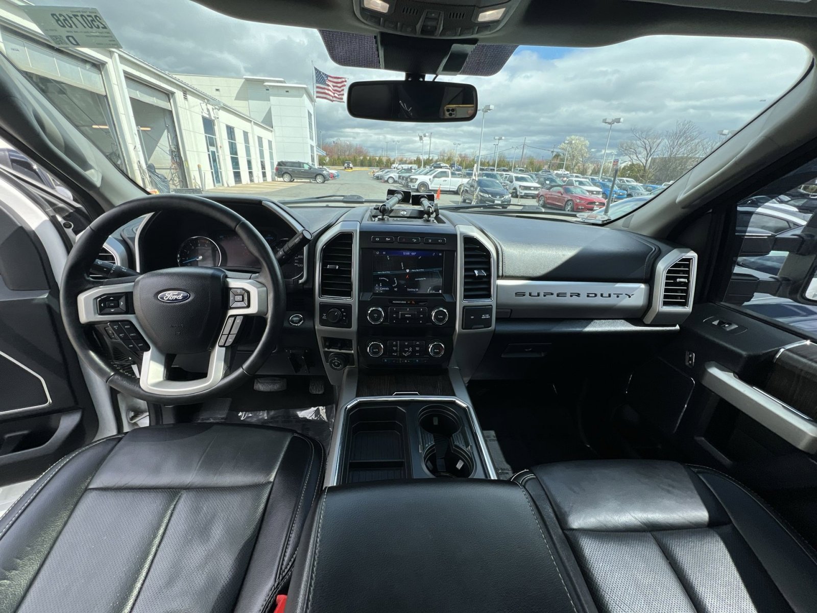 Used 2021 Ford F250 Lariat image 23