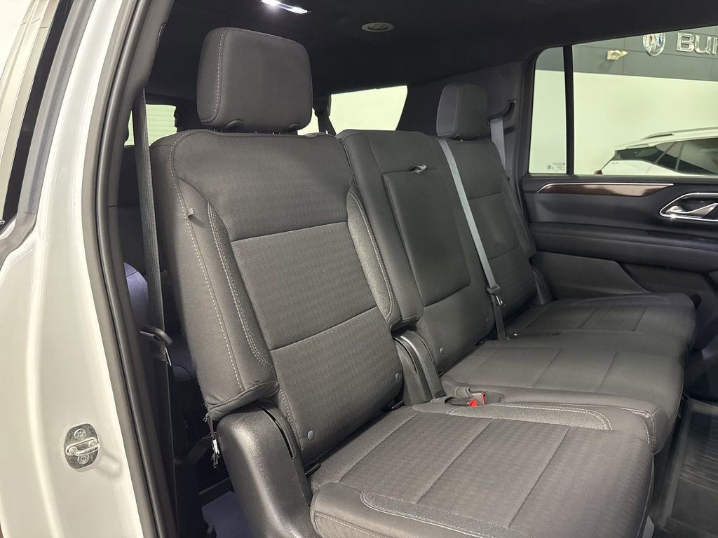 Used 2023 GMC Yukon XL SLE AWD/4WD image 12