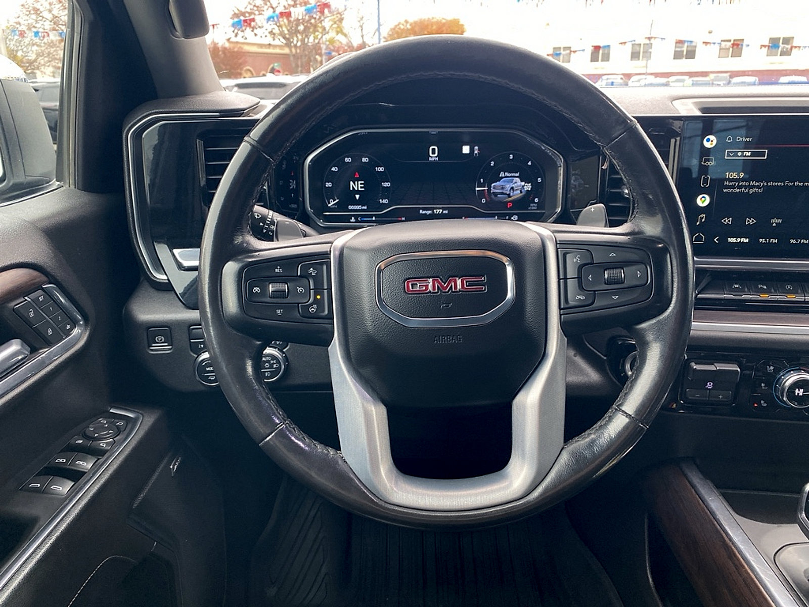 Used 2022 GMC Sierra 1500 SLT w/ SLT Premium Plus Package AWD/4WD image 11
