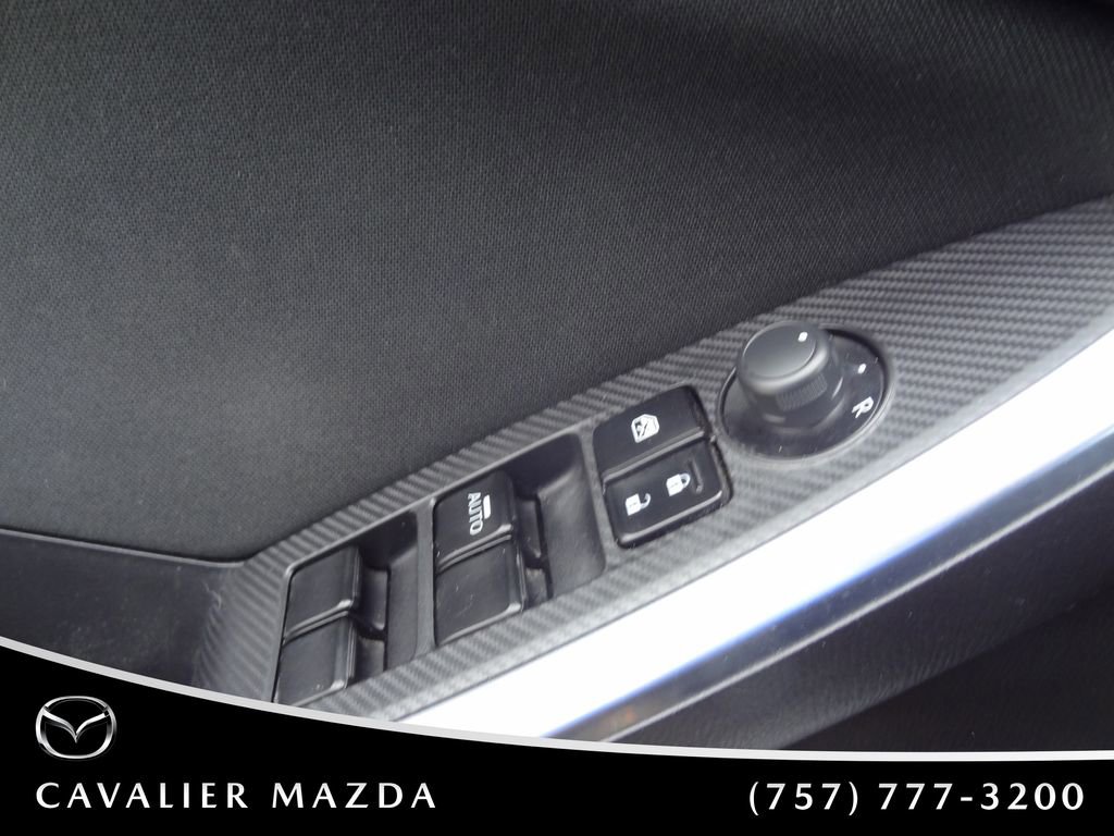 Used 2016 MAZDA CX-5 Touring image 17