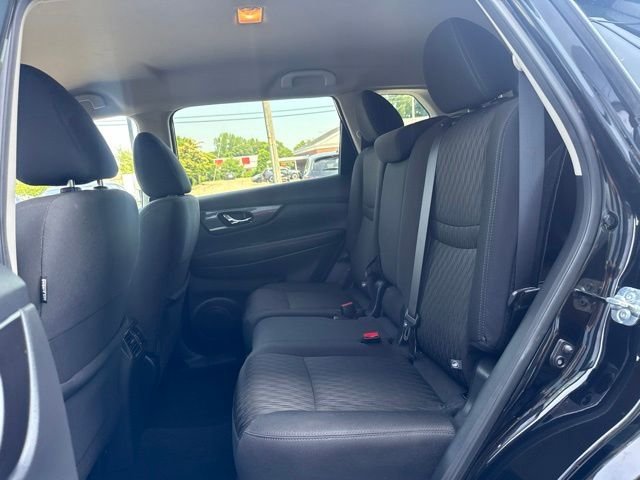 Used 2020 Nissan Rogue SV AWD/4WD image 11