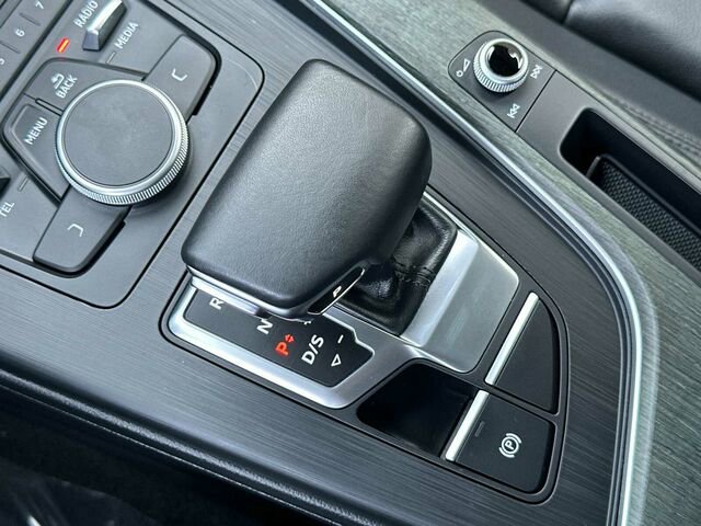 Used 2019 Audi A4 2.0T Premium w/ Convenience Package image 24