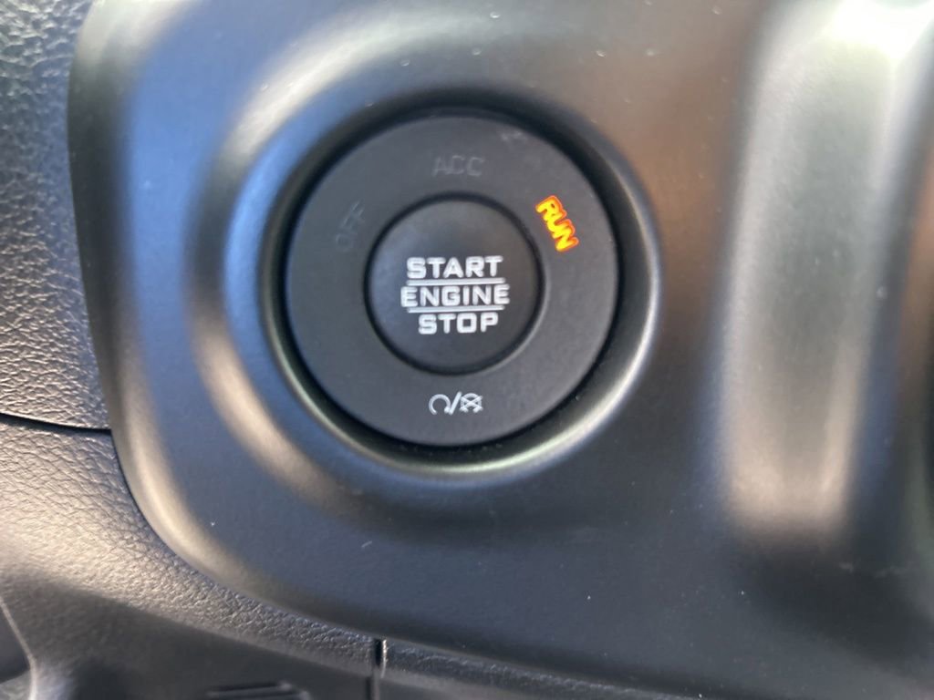 Used 2022 Jeep Wrangler Unlimited Sport image 42