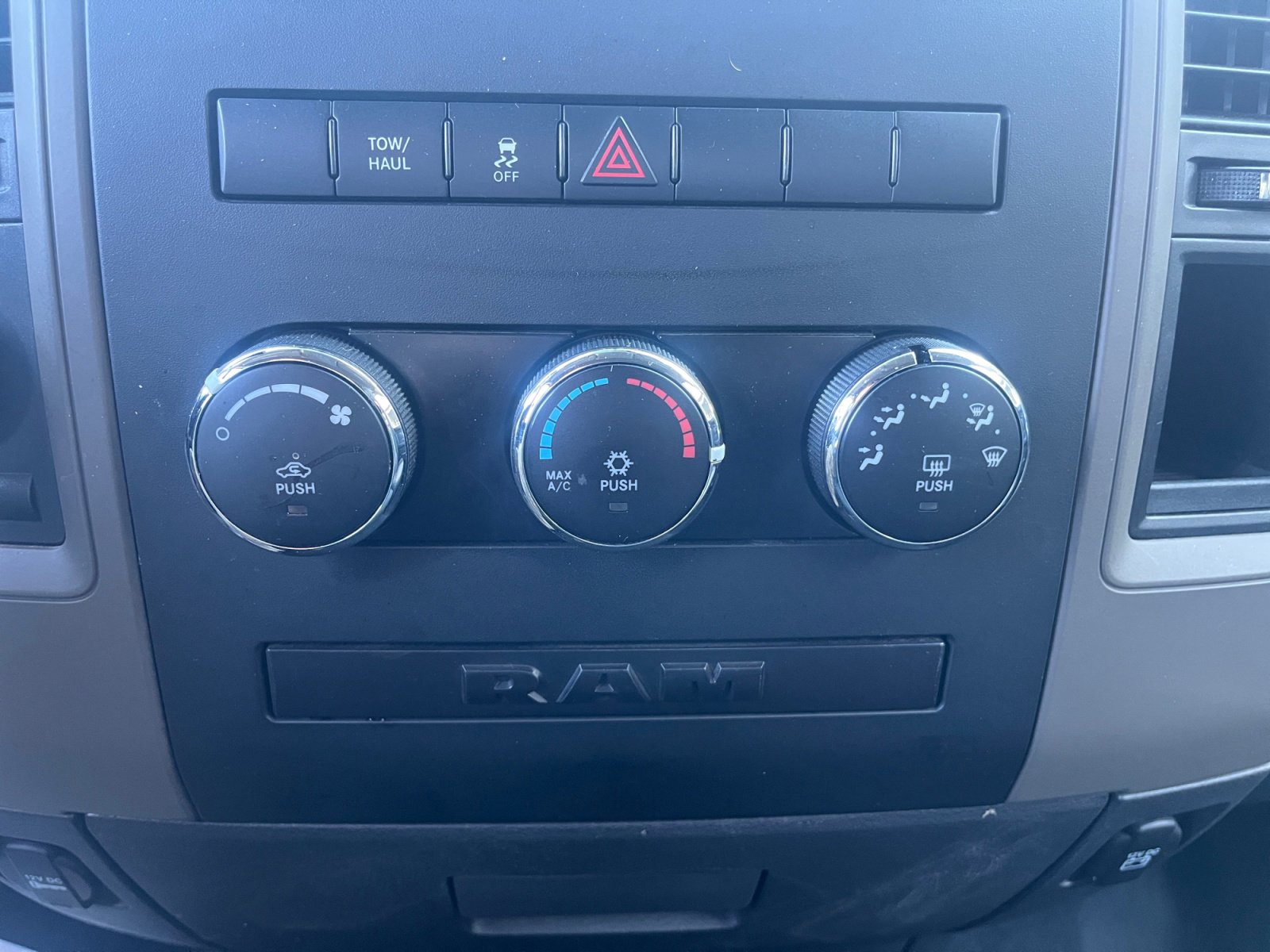 Used 2012 RAM 1500 Express image 21