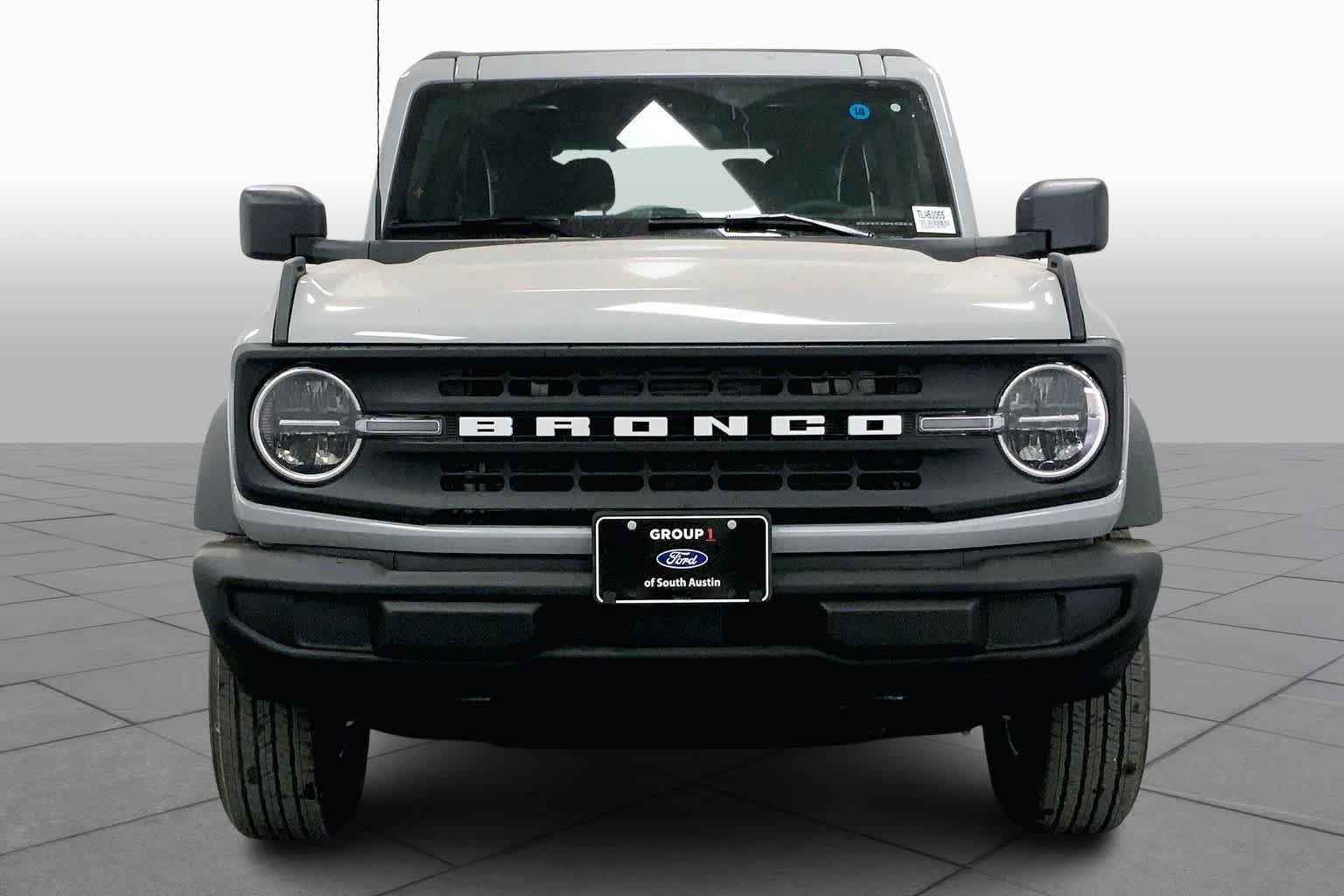 New 2026 Ford Bronco 2-Door AWD/4WD image 3
