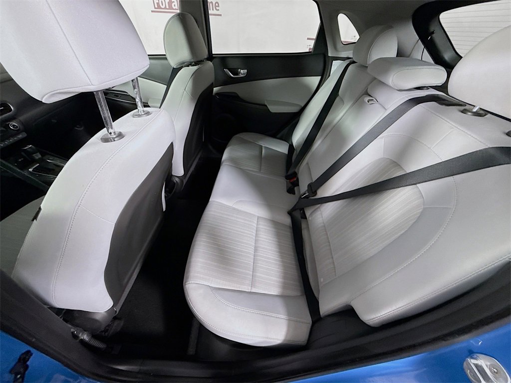 Certified 2023 Hyundai Kona SEL w/ Convenience Package image 28