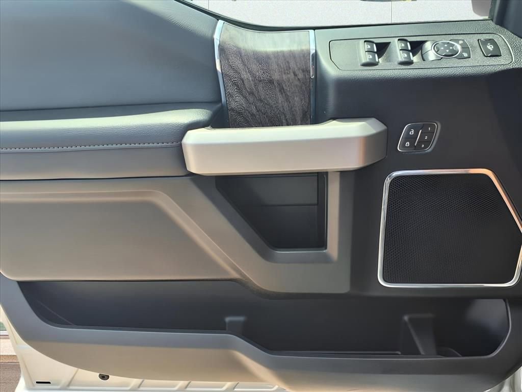 Used 2019 Ford F450 Lariat w/ Lariat Ultimate Package image 19