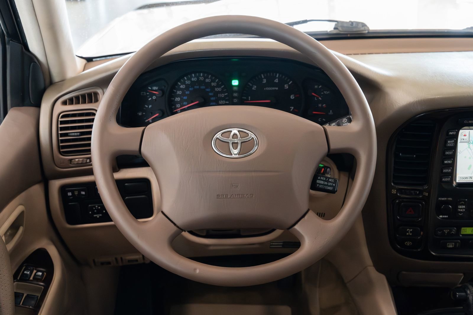 Used 2002 Toyota Land Cruiser AWD/4WD image 14