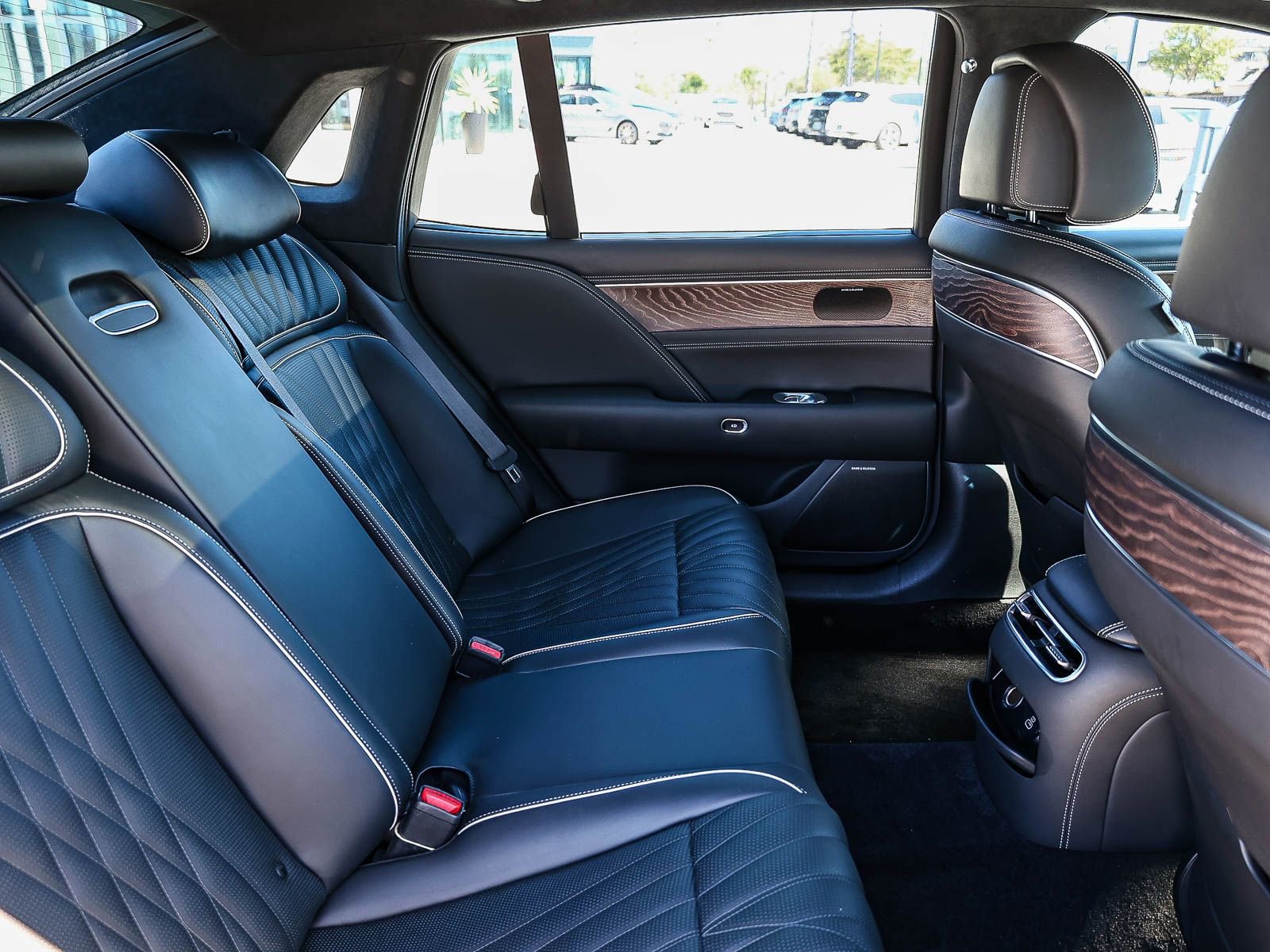 Used 2023 Genesis G90 3.5T AWD/4WD image 20