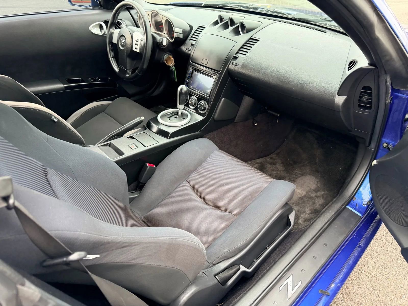 Used 2005 Nissan 350Z Enthusiast RWD image 10