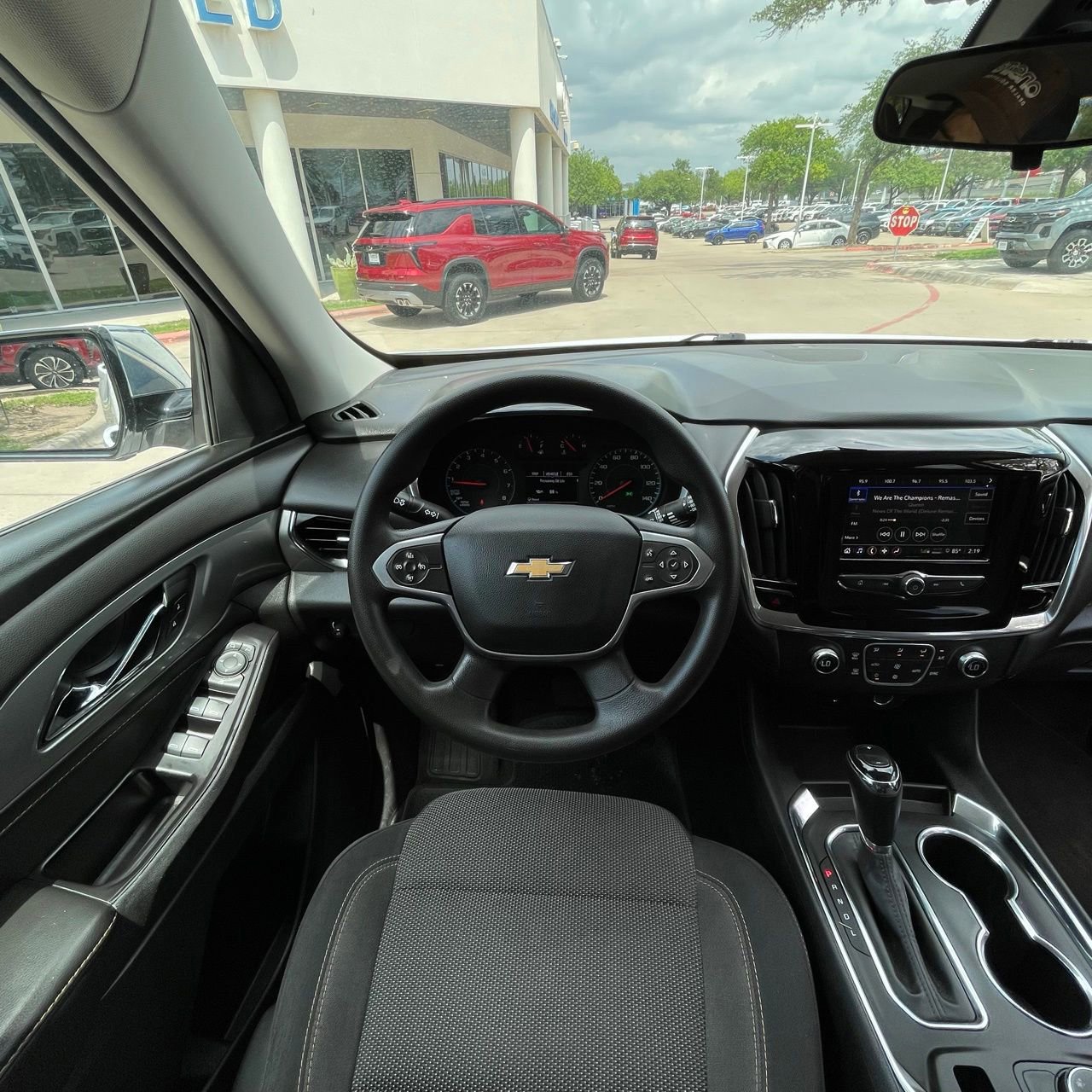 Used 2020 Chevrolet Traverse LS image 11