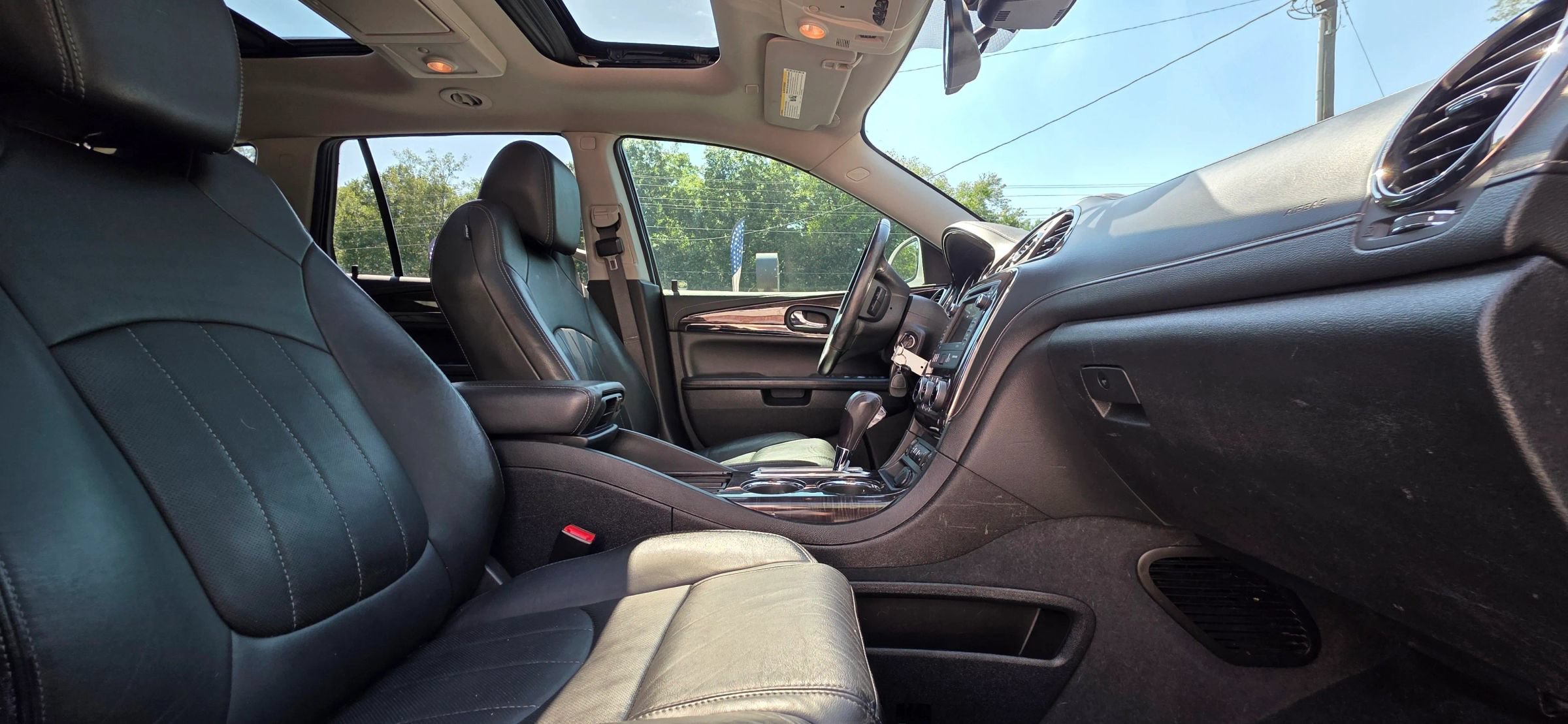 Used 2016 Buick Enclave Premium w/ Experience Buick Package FWD image 14