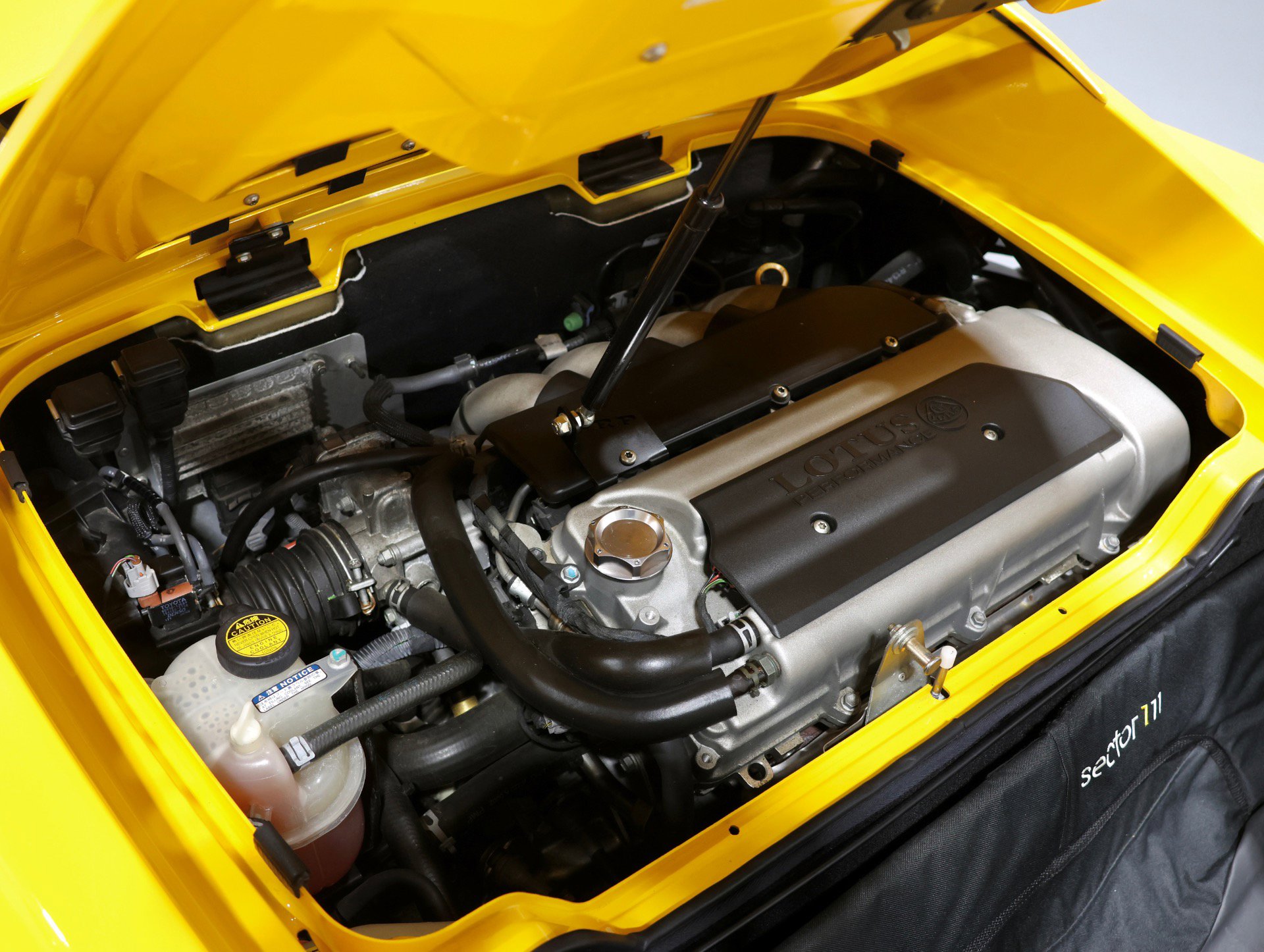 Used 2007 Lotus Elise RWD image 5