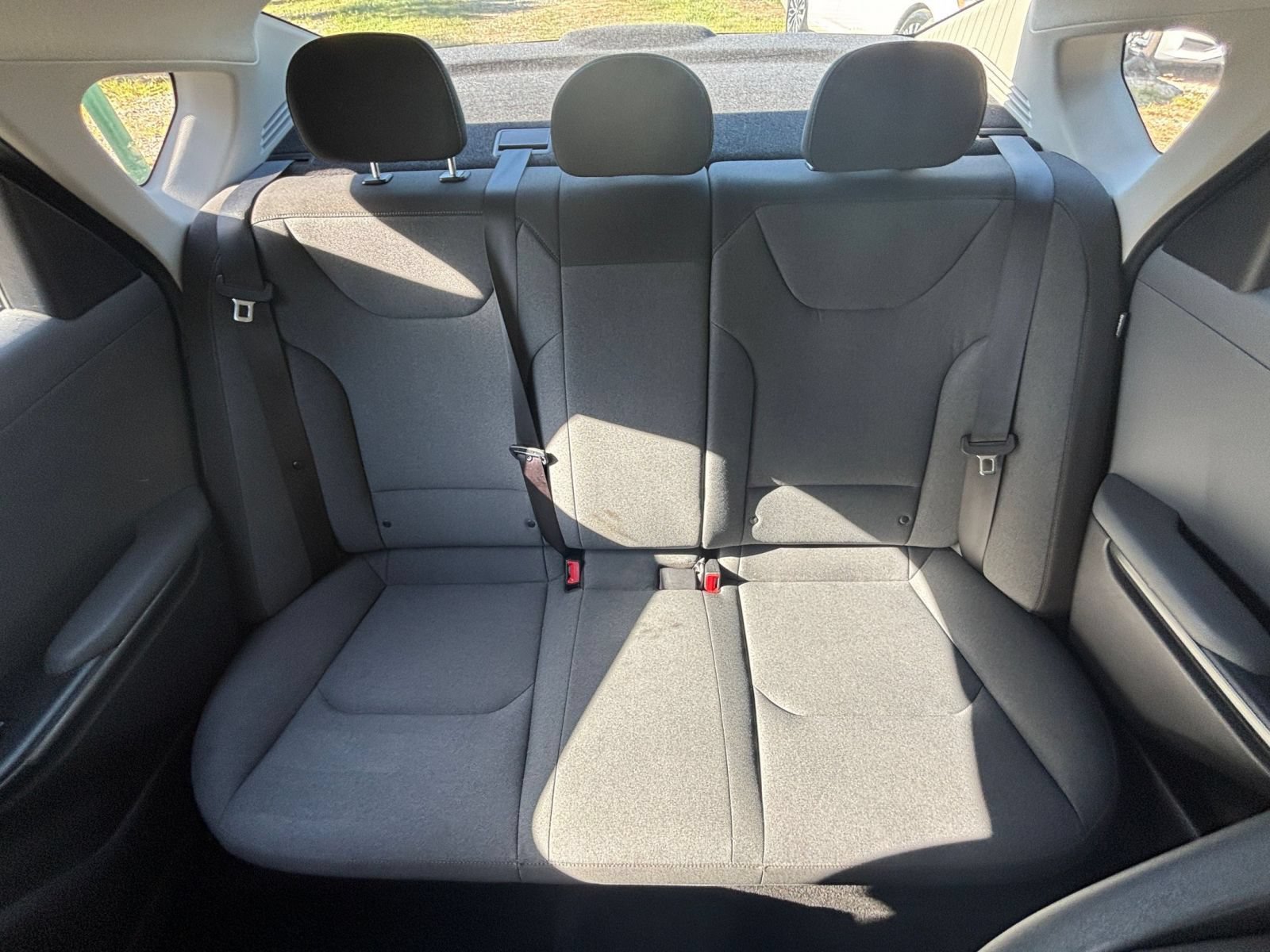 Used 2025 Kia K4 FWD image 40