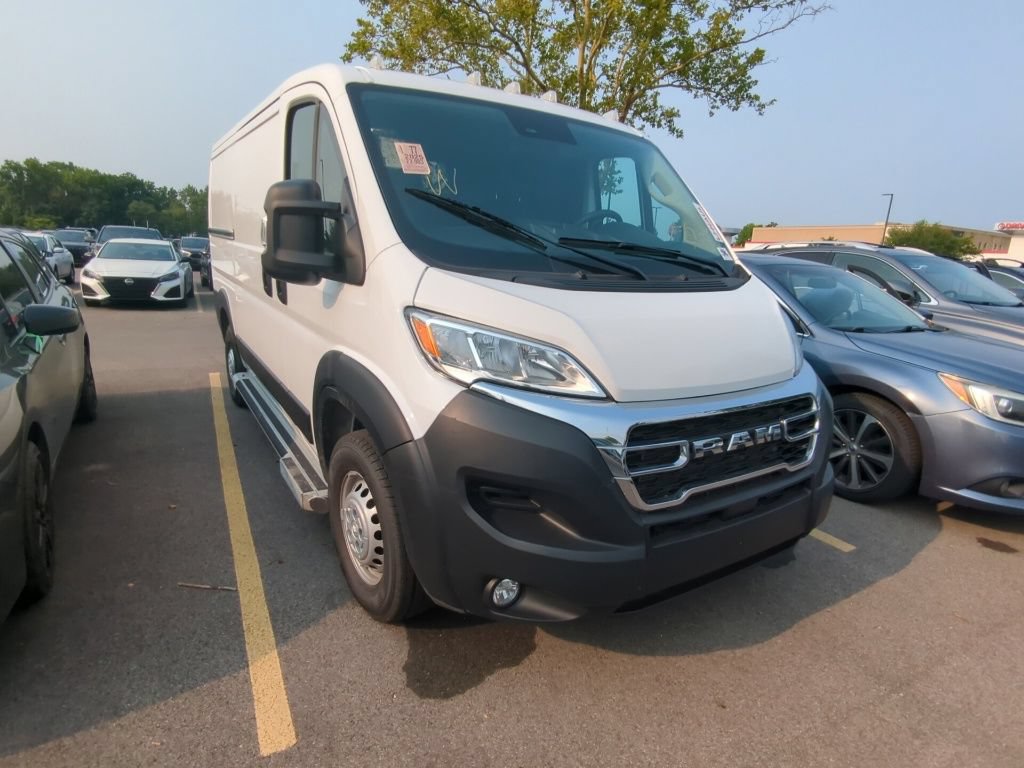 Used 2025 RAM ProMaster 2500 w/ U-Haul Equipment Group FWD image 3