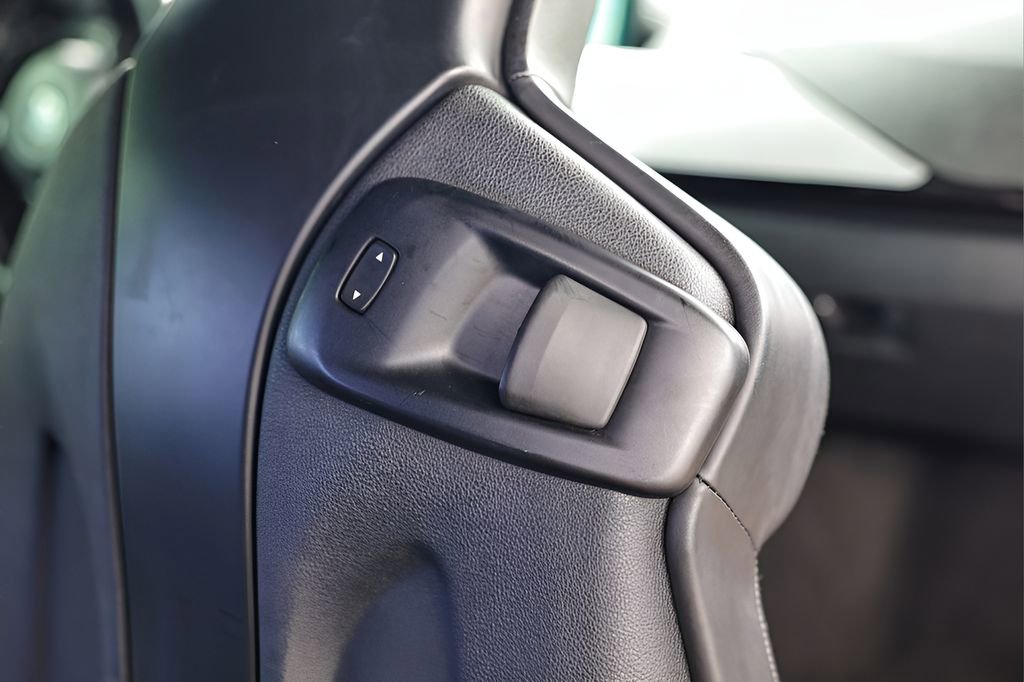 Used 2018 BMW M4 Coupe RWD image 44