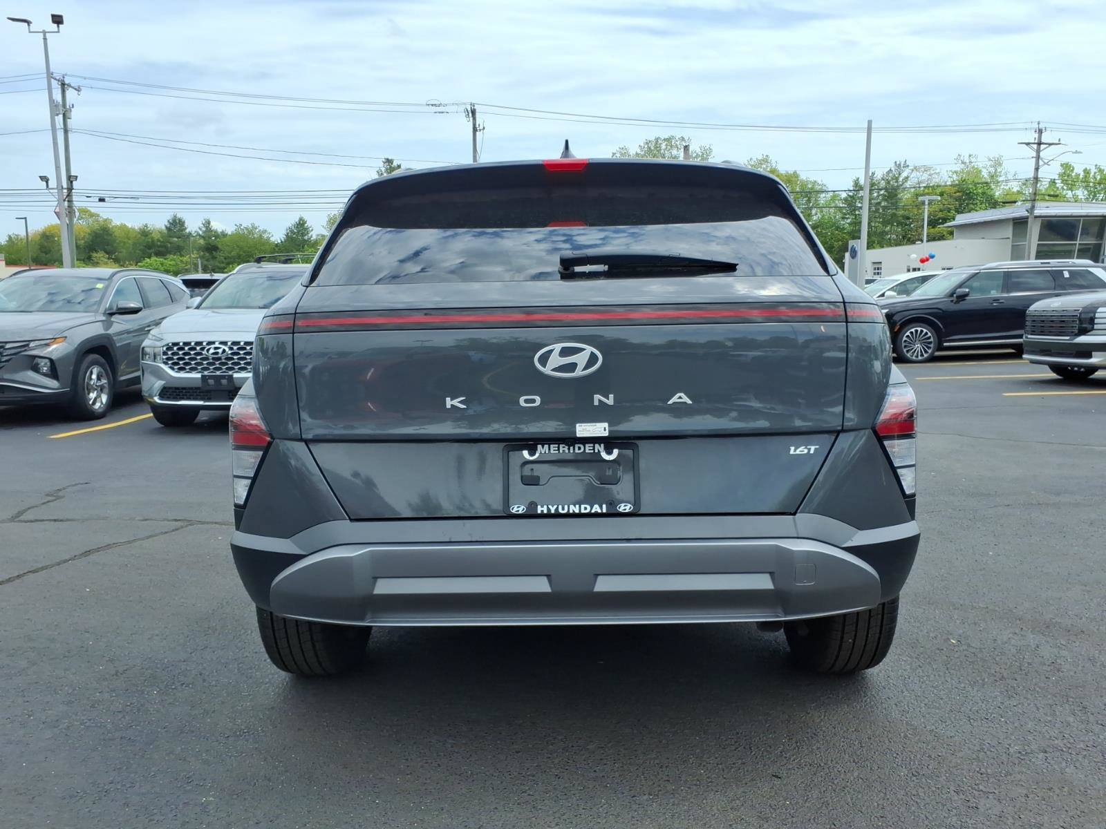 Certified 2026 Hyundai Kona SEL Premium FWD image 6