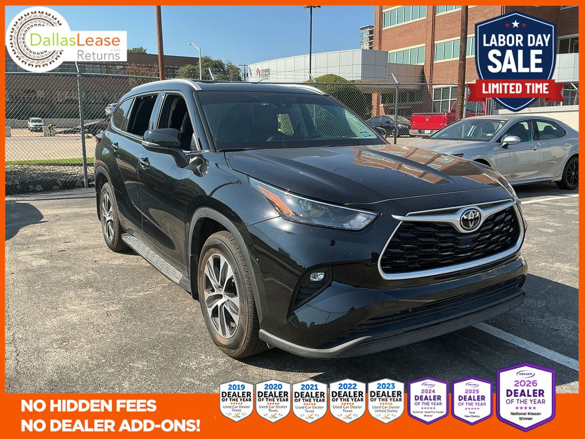 Used 2022 Toyota Highlander XLE AWD/4WD video 1