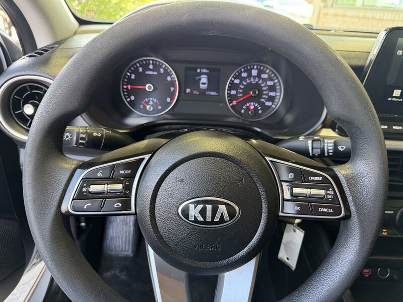 Used 2021 Kia Forte LXS FWD image 20
