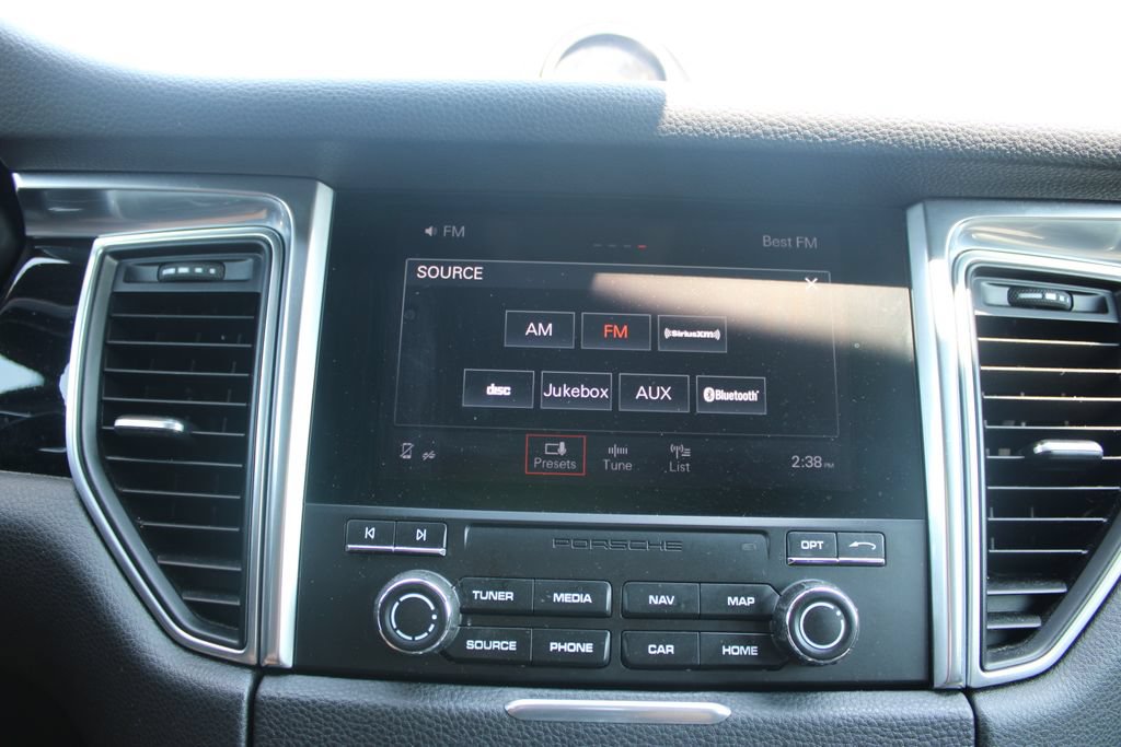 Used 2018 Porsche Macan S AWD/4WD image 53