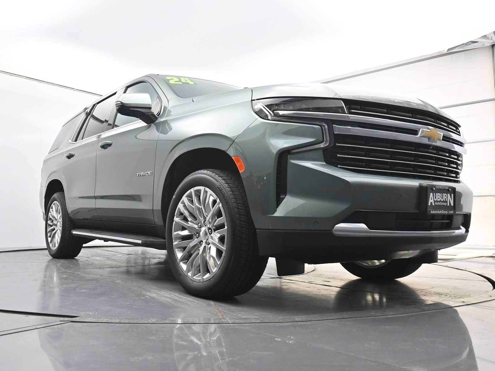 Used 2024 Chevrolet Tahoe LT w/ Luxury Package AWD/4WD image 19