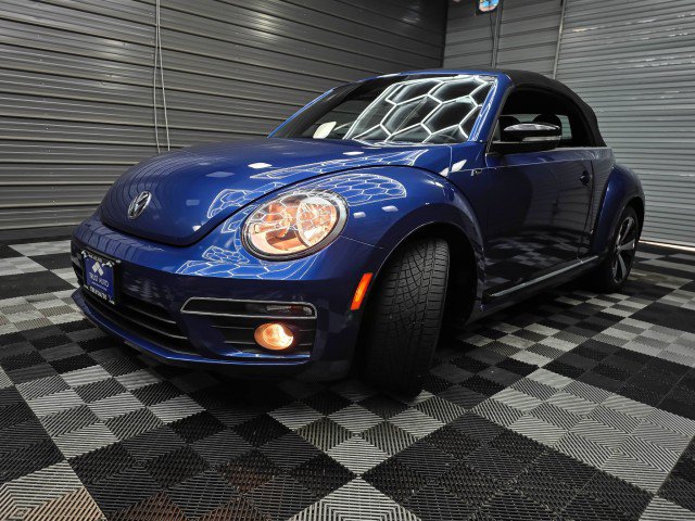 Used 2014 Volkswagen Beetle R-Line FWD image 37