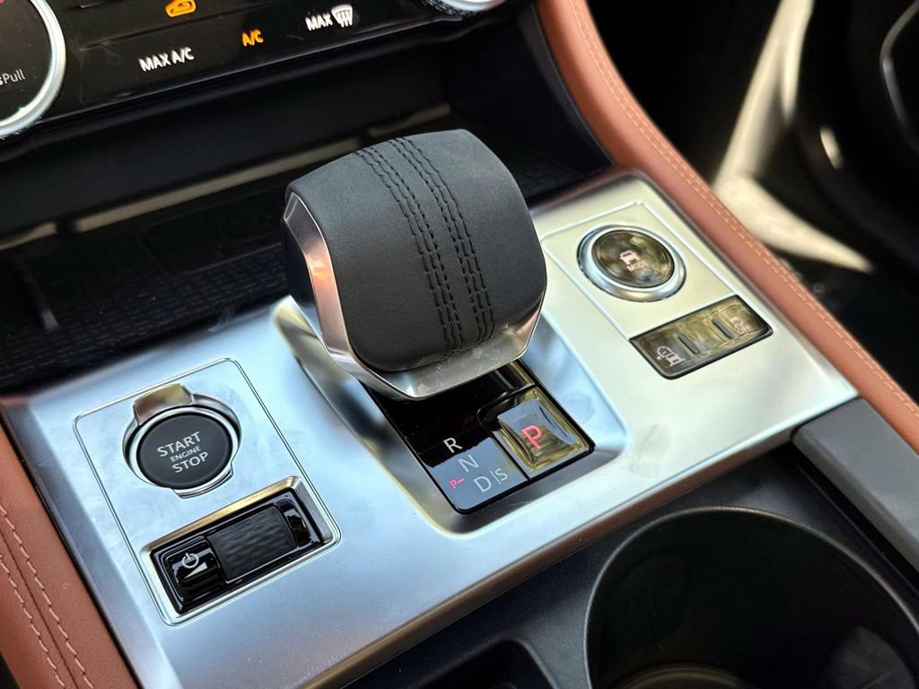 Used 2026 Jaguar F-PACE R-Dynamic S image 25