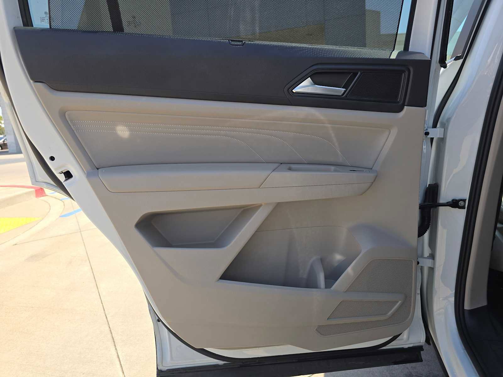 Used 2023 Volkswagen Atlas SE image 17