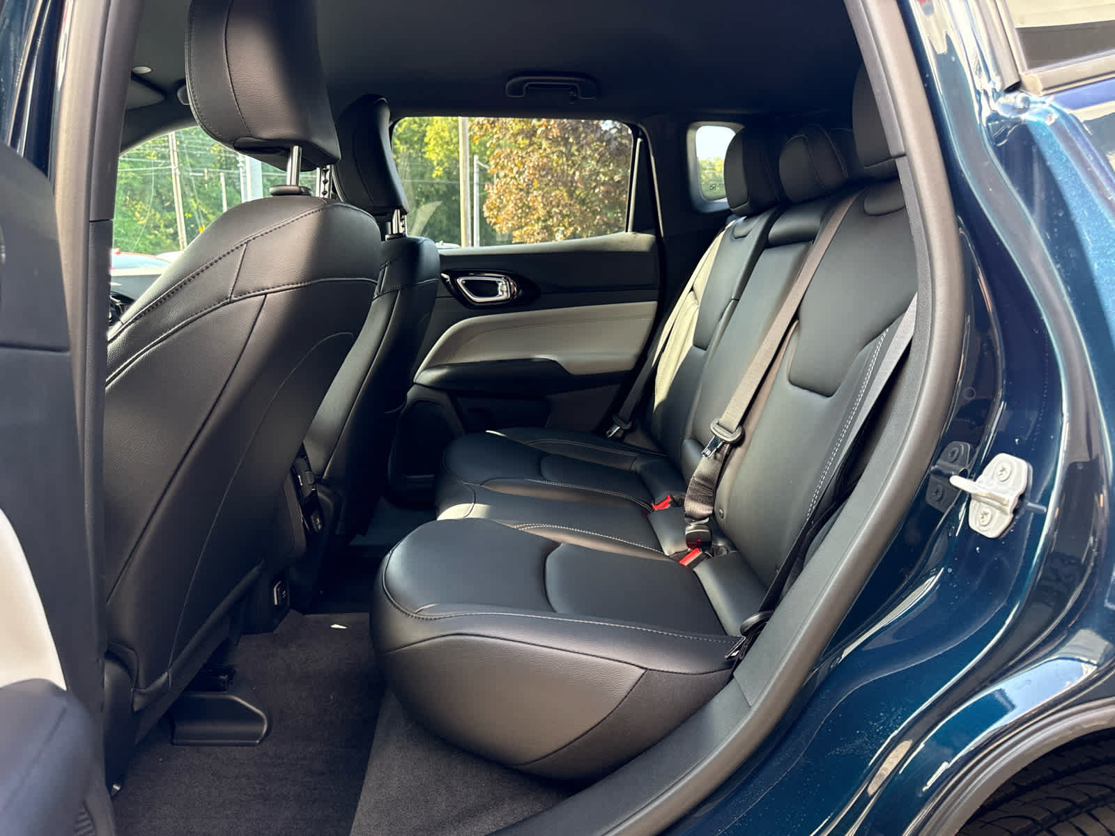 New 2026 Jeep Compass Limited AWD/4WD image 21