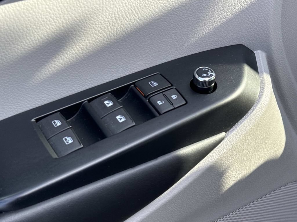 Used 2019 Toyota Highlander XLE AWD/4WD image 18