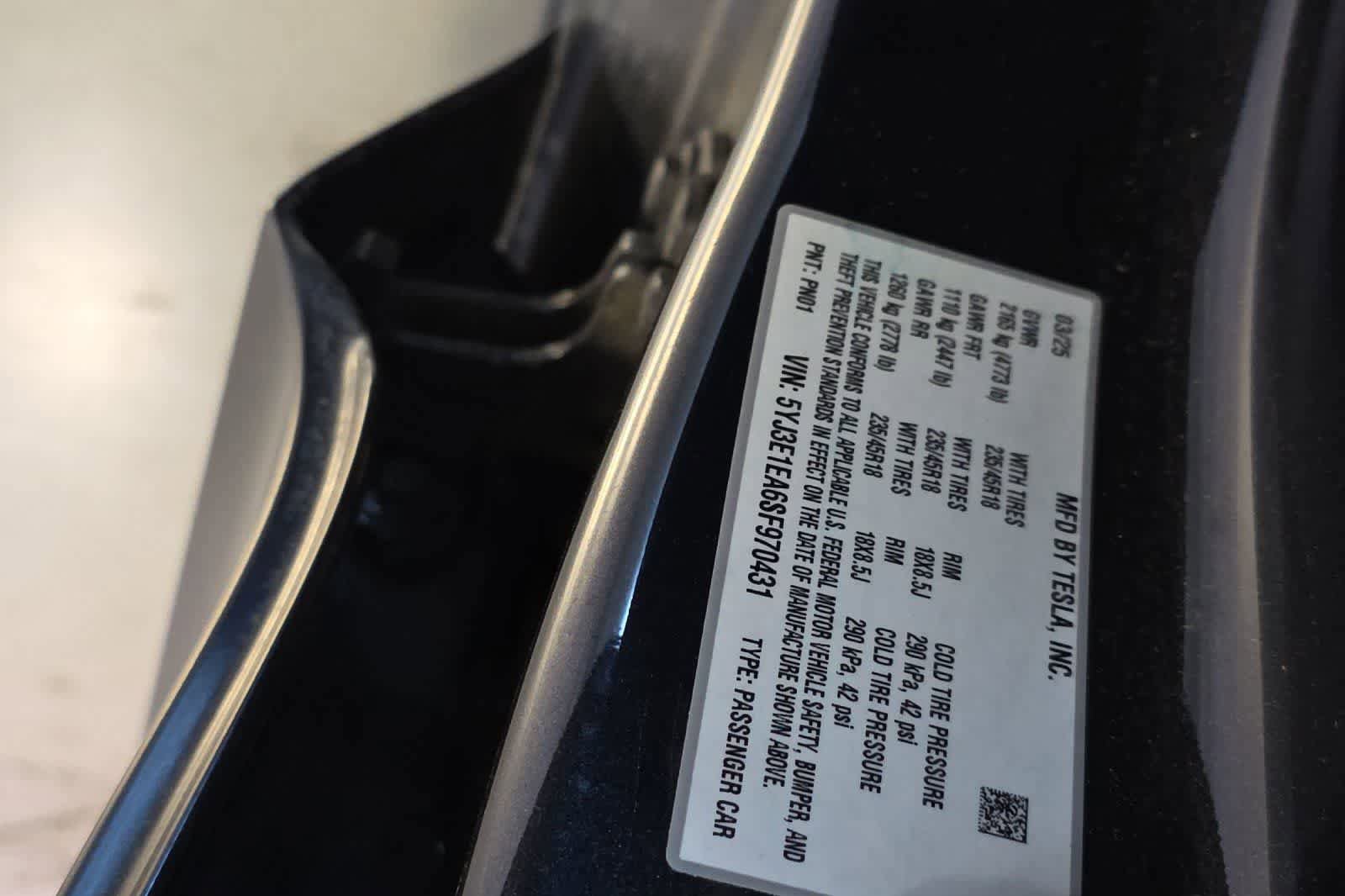 Used 2025 Tesla Model 3 Long Range RWD image 24