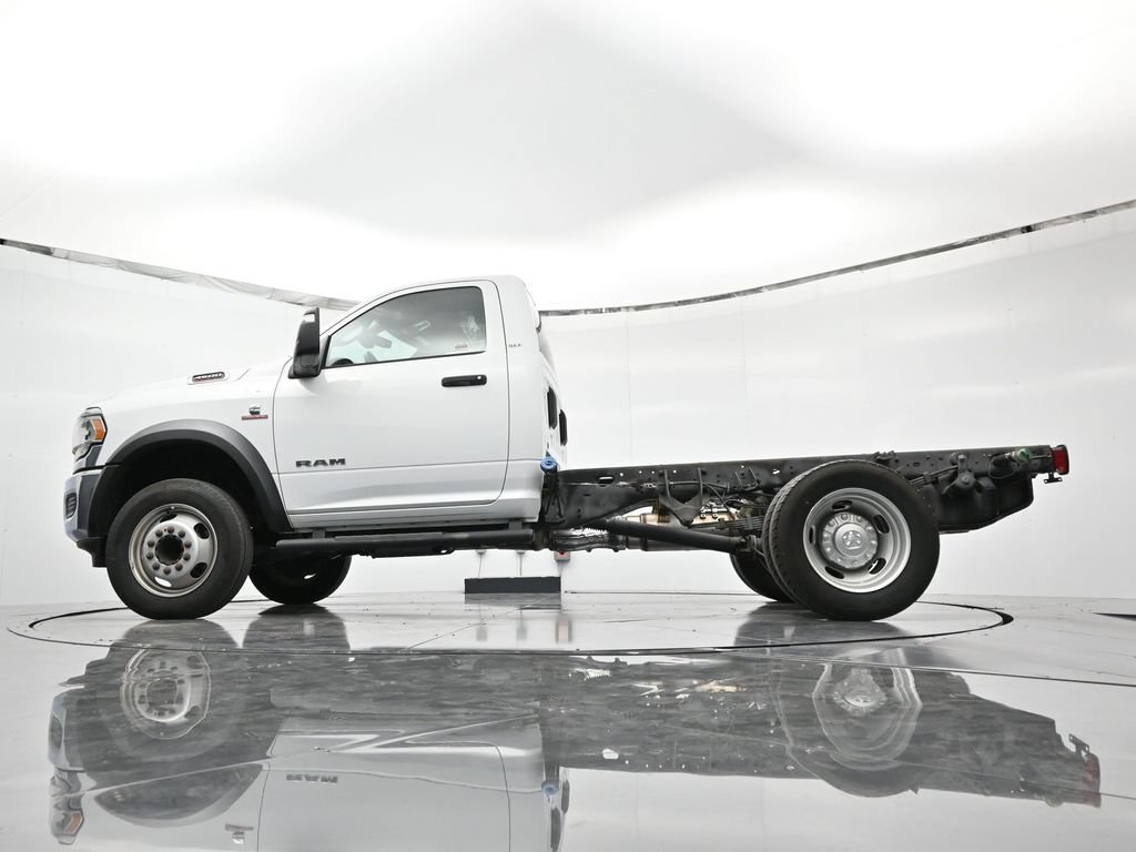 Used 2023 RAM 4500 SLT w/ Quick Order Package 2YG SLT RWD image 45
