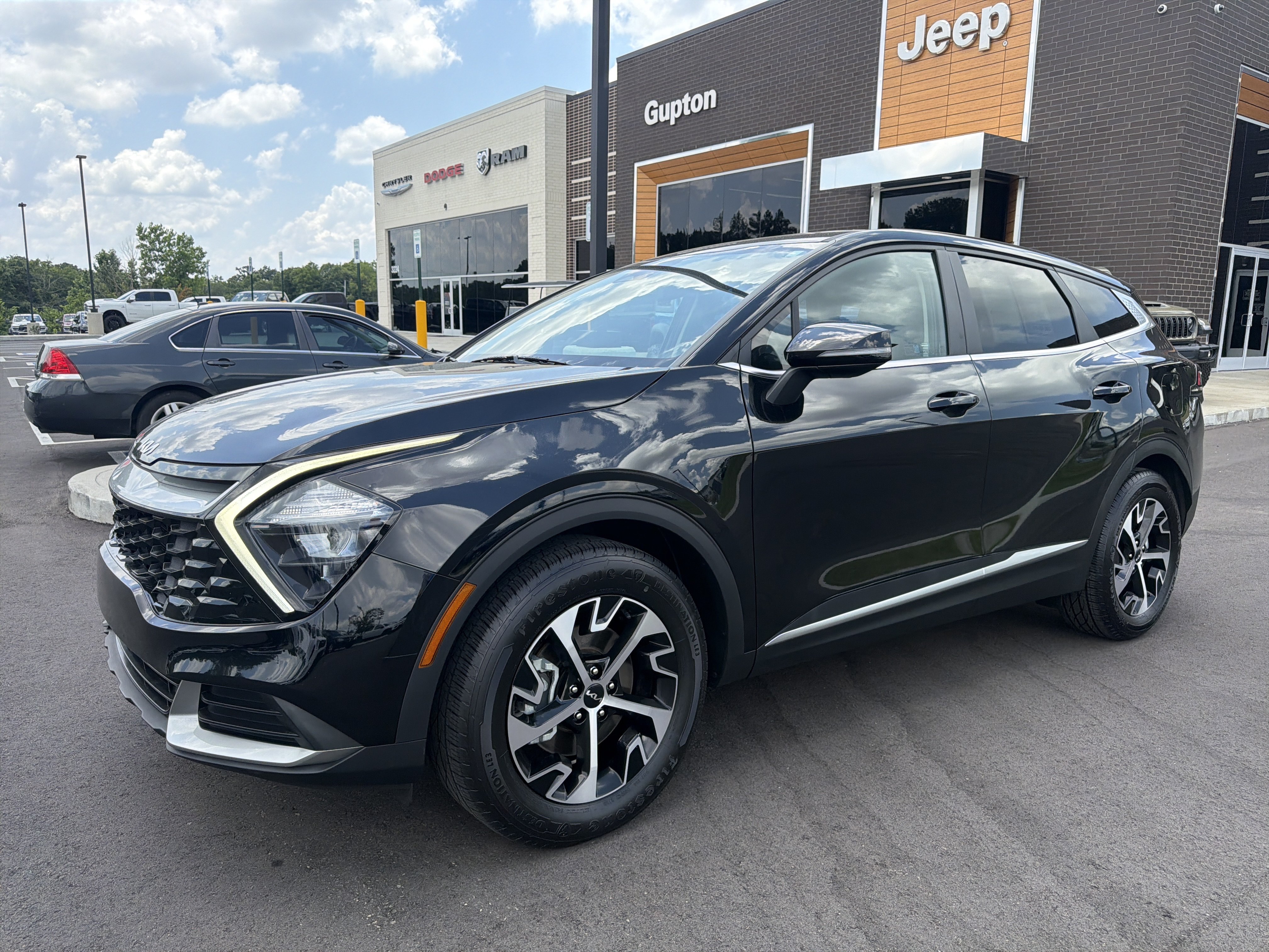 Used 2023 Kia Sportage EX FWD 360° Tour