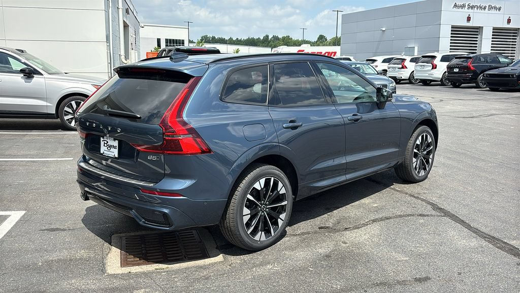 New 2026 Volvo XC60 B5 Plus w/ Protection Package Premier AWD/4WD image 28