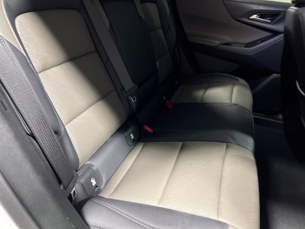 Used 2026 Chevrolet Equinox LT w/ Convenience Package II FWD image 12