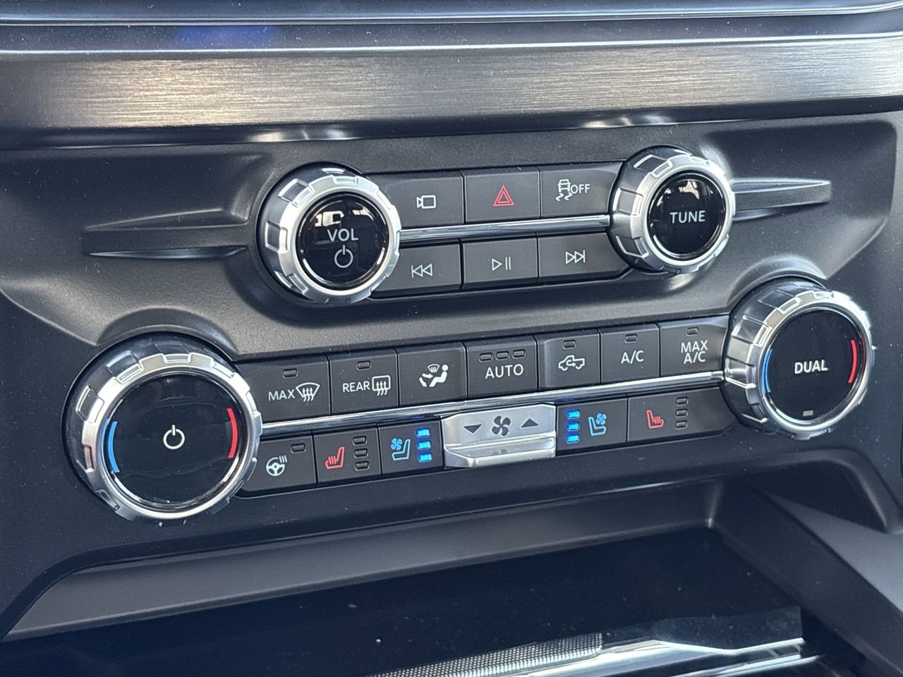 New 2026 Ford F350 Lariat image 18