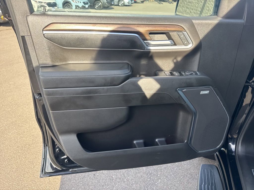 Used 2024 Chevrolet Silverado 1500 LT Trail Boss w/ LT Trail Boss Premium Package image 16