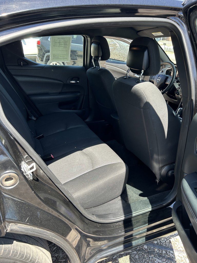 Used 2014 Dodge Avenger SE w/ Blacktop Package image 14
