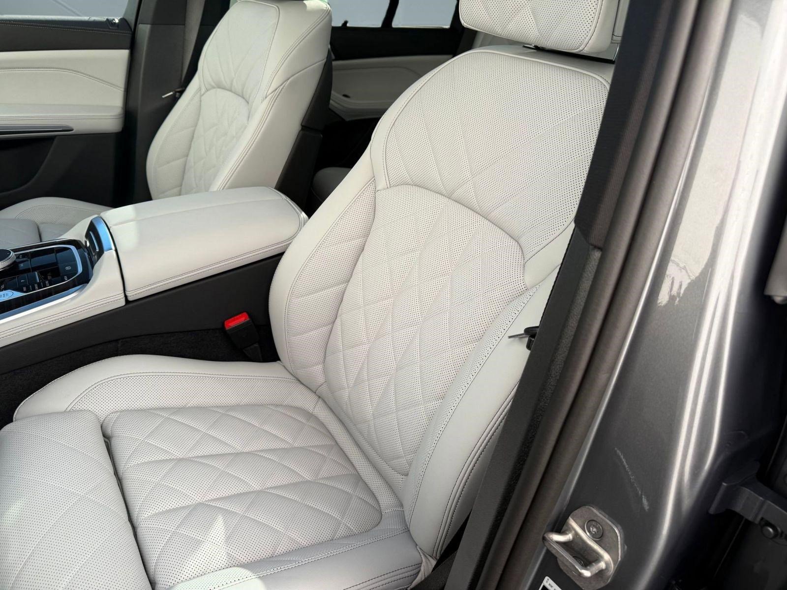 Used 2026 BMW X5 sDrive40i image 20