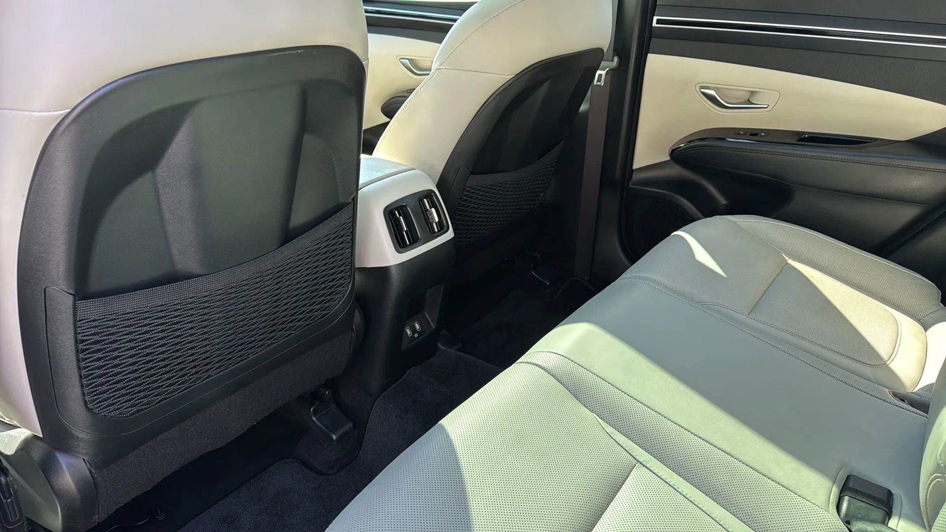 Used 2022 Hyundai Tucson Limited image 31