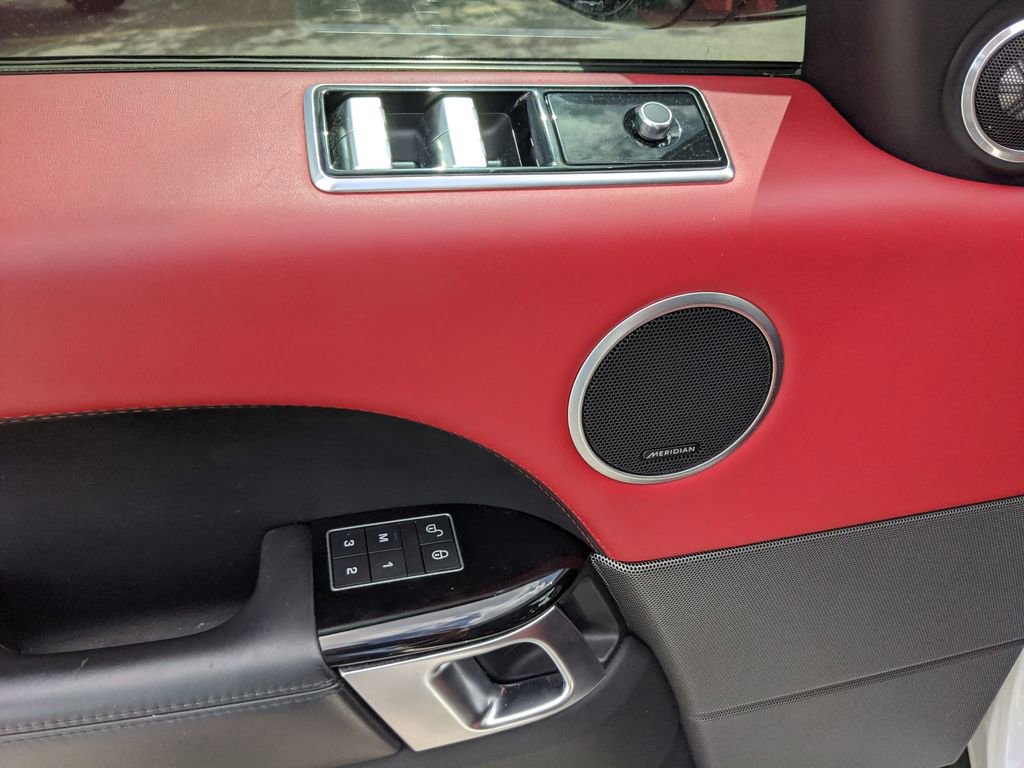 Used 2020 Land Rover Range Rover Sport Autobiography image 18