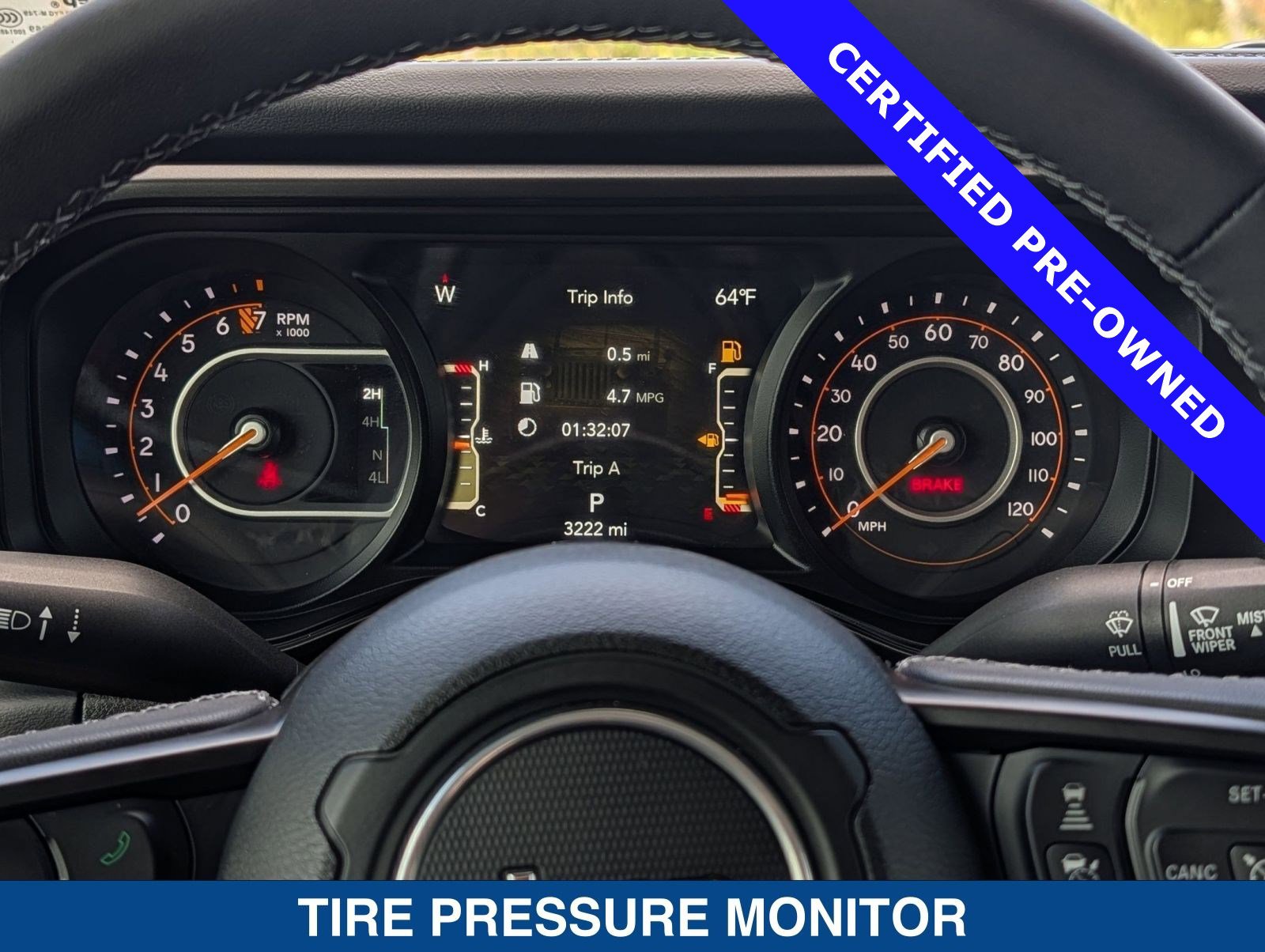 Used 2025 Jeep Gladiator Mojave w/ Safety Group image 30