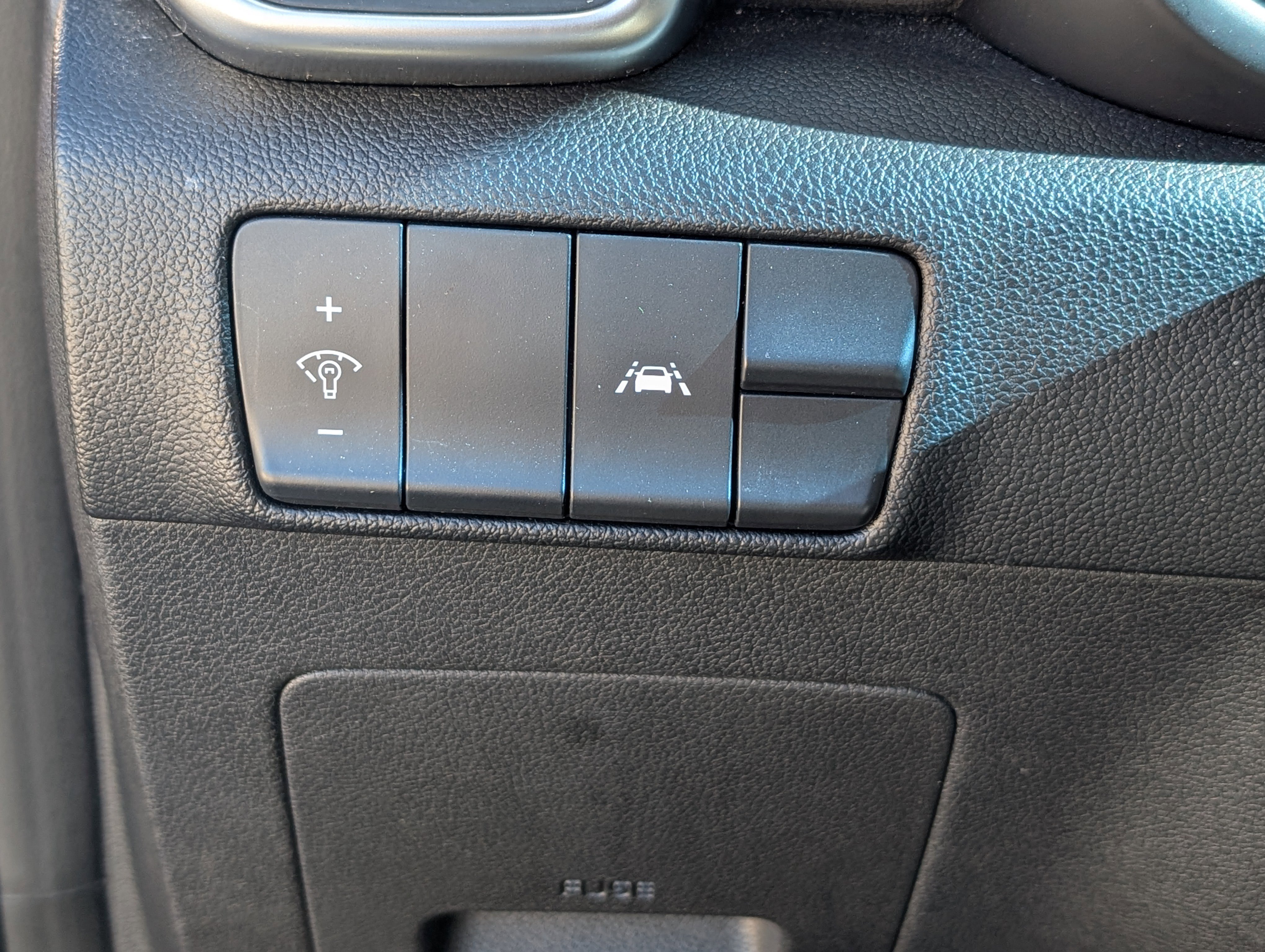 Used 2021 Kia Sportage LX image 19