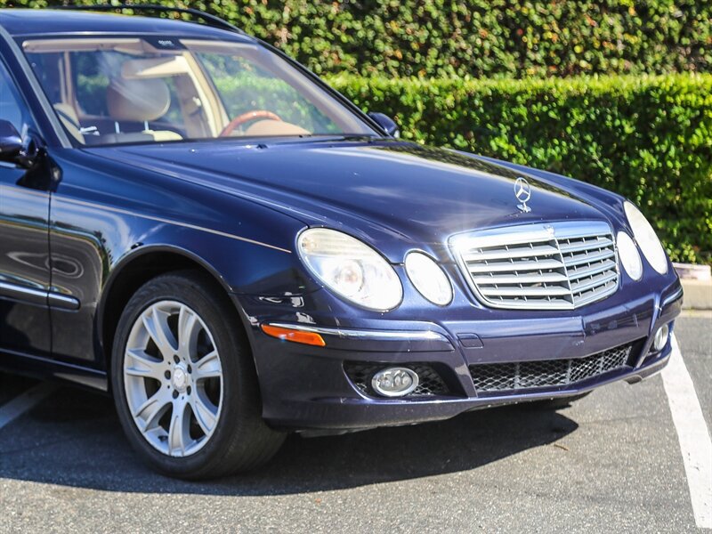 Used 2009 Mercedes-Benz E 350 4MATIC Wagon image 9