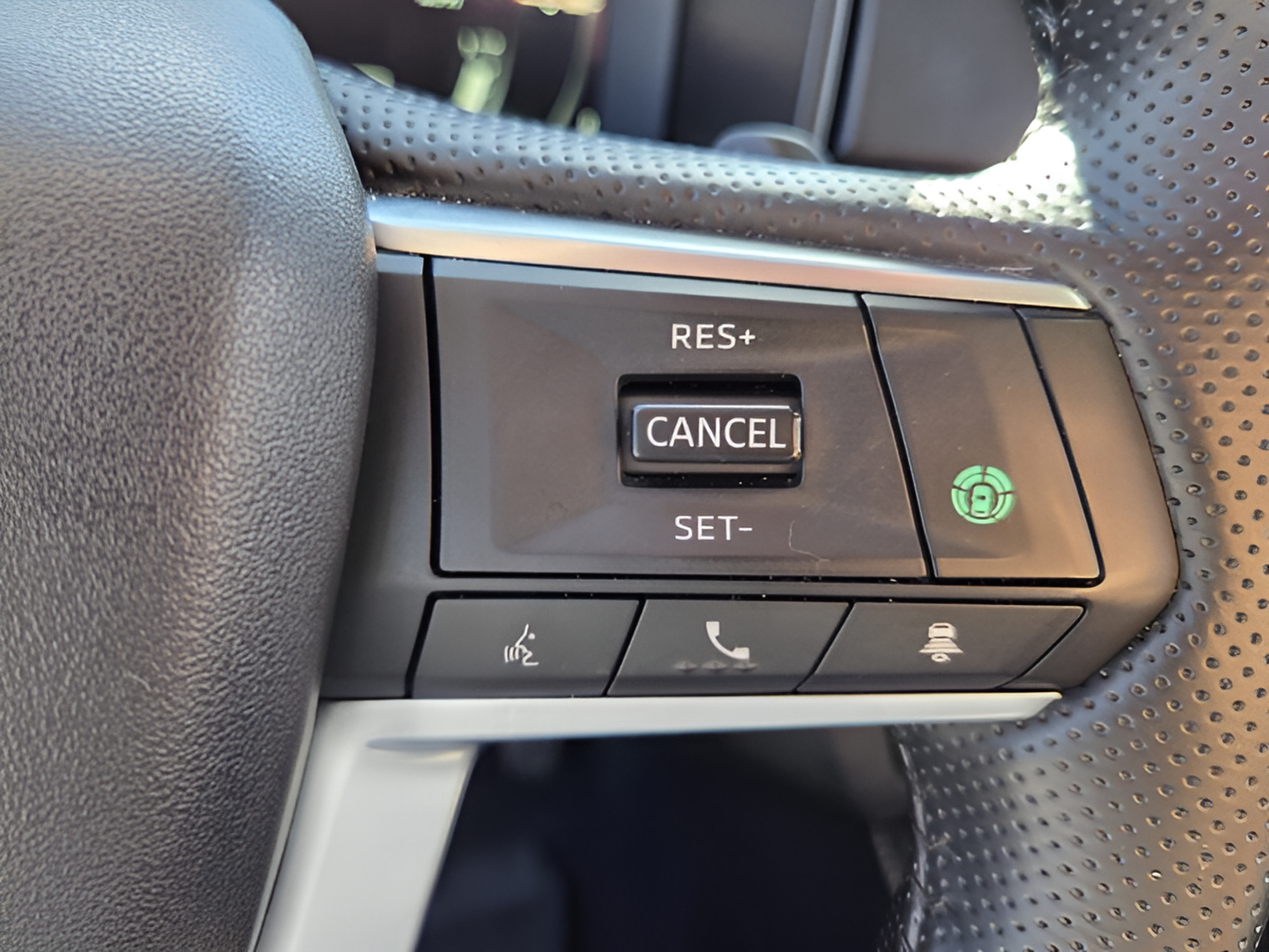 Used 2024 Mitsubishi Outlander SE FWD image 26