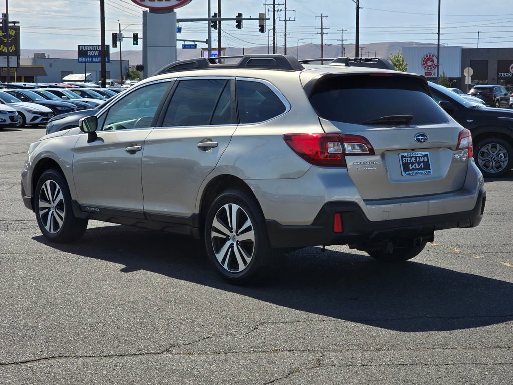 Used 2019 Subaru Outback 2.5i Limited image 3