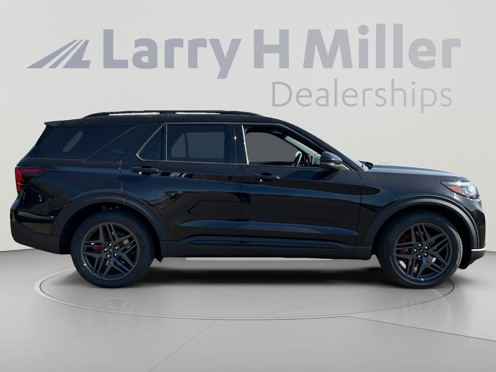 New 2026 Ford Explorer ST w/ Sun And Sound Package AWD/4WD image 6